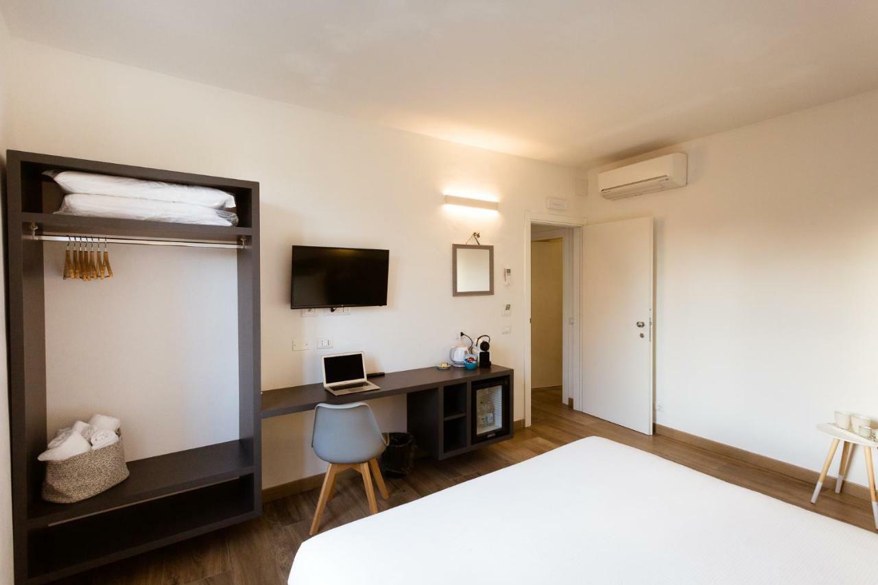 Sarzana'S Rooms المظهر الخارجي الصورة