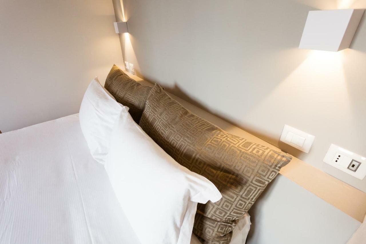 Sarzana'S Rooms المظهر الخارجي الصورة